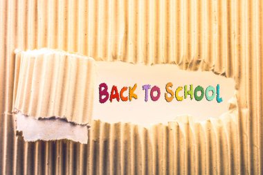 Eğitim, öğretim ve öğrenme kavramı olarak okul ifadelerine geri dön