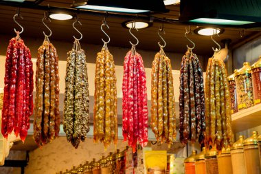 Türk stili meyve hamuru atıştırmalık olarak kurutuldu