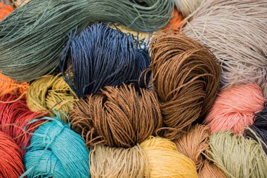 Renkli dizgiyi ayarla veya rulo yap