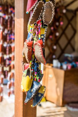 Geleneksel el yapımı Yemen ayakkabıları.