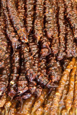 Türk stili meyve hamuru atıştırmalık olarak kurutuldu