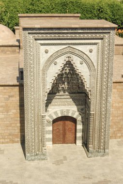 Olağanüstü Türk Geleneksel Mimarisinin Küçük Modeli