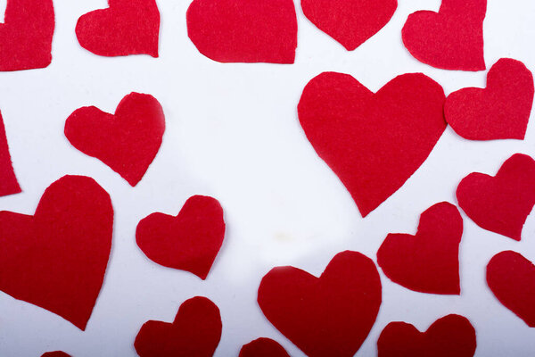 День святого Валентина формулировка на рваной бумаге, как концепция любви