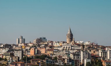İstanbul 'da antik çağlardan kalma Galata Kulesi manzarası