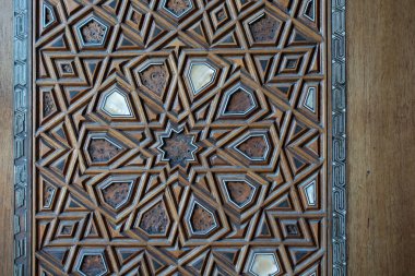 Osmanlı Türk sanatı İnci kaküllerin Anası örneği