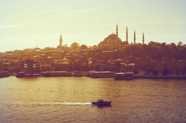 Şehir silüeti. Seyahat hindi arka planı. Kentsel panoramik görünüm