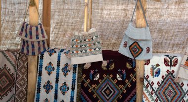 Geleneksel Türk el yapımı çantalar