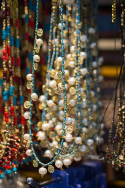 Güzel renkli boncuk ofnecklace çeşitli tür ve renk