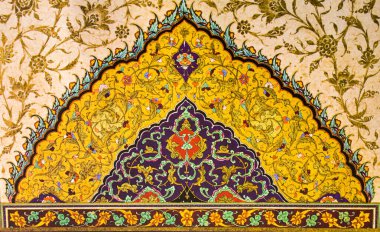 Osmanlı İslam sanatının çiçek desenli örneği