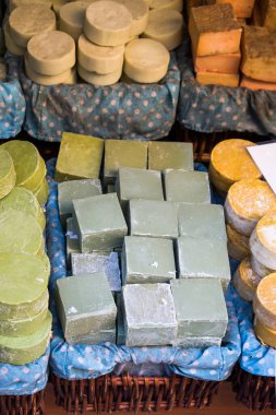 Kokulu el yapımı organik sabun koleksiyonu
