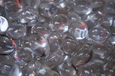 Berrak Beyaz Kaya Kristali Taş Devri Gemtaşları Tökezledi ve parlattı