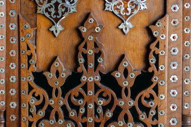 İnci kaküllerin Anası 'nın sanat örneği