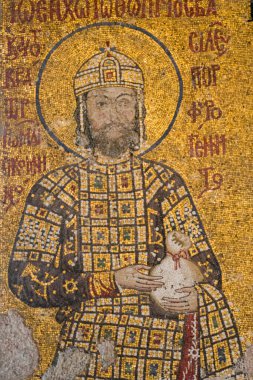 Ayasofya Bizans döneminde mozaiklerle süslenmiş