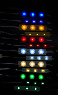 Belli bir tipte Noel ışıkları ve parti ışıkları.