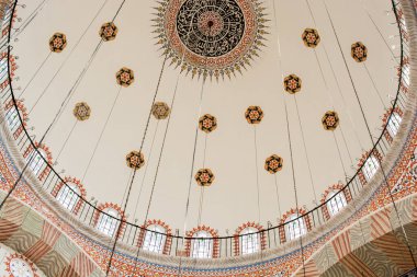 İstanbul, Türkiye 'de Osmanlı mimarisinde kubbenin iç görünümü