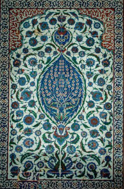Osmanlı el yapımı çiçek desenli Türk fayansları