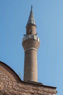 Osmanlı zaman cami taş Minare yapılmış