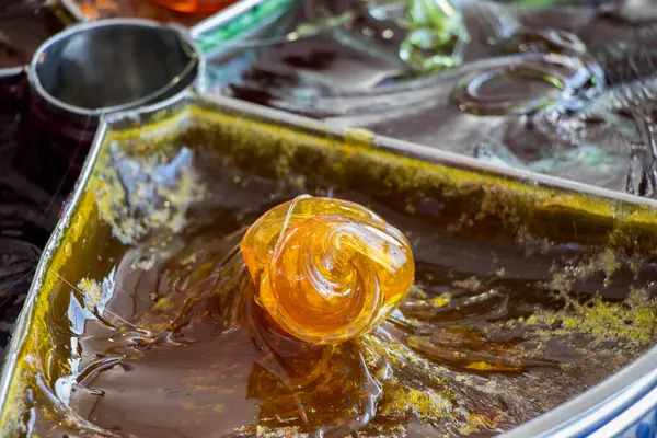 Eski geleneksel Türk Osmanlı el yapımı sopa şeker, Macun