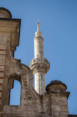 Osmanlı tarzı camilerin minaresi