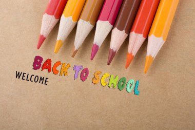 Eğitim, öğretim ve öğrenme kavramı olarak okul ifadelerine geri dön