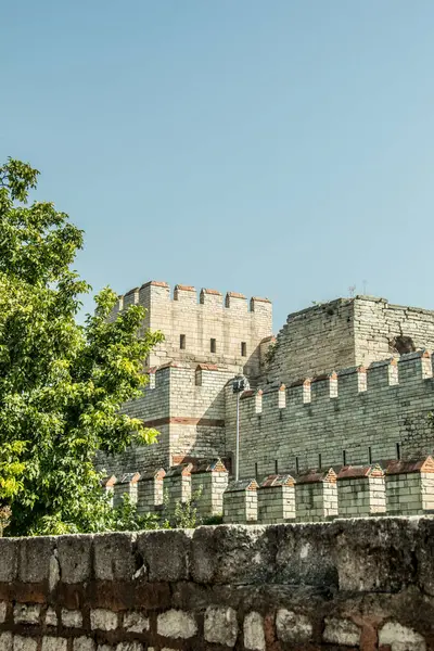 stock image The ancient city walls of Constantinople in Istanbul, Turkey