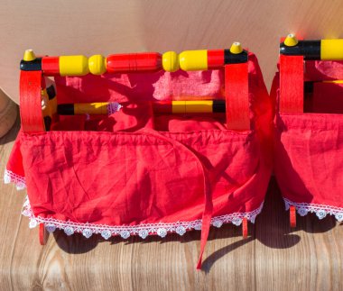 Doğu yakasının ahşap beşiği görünüşte