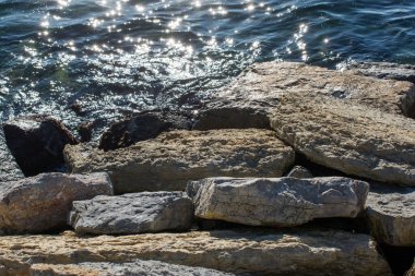 Kayalar ve taşlardan yapılan soyut arkaplan dokusu