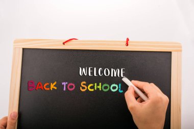 Eğitim, öğretim ve öğrenme kavramı olarak okul ifadelerine geri dön