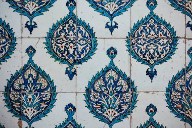 Osmanlı el yapımı çiçek desenli Türk fayansları