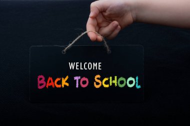 Eğitim, öğretim ve öğrenme kavramı olarak okul ifadelerine geri dön