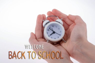 Eğitim, öğretim ve öğrenme kavramı olarak okul ifadelerine geri dön