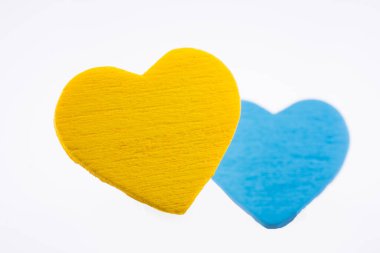 Sarı ve mavi kalpli klipleri birlikte