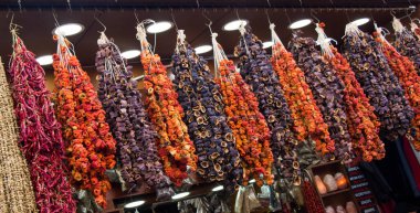 Kuru Sebze güneşte kurutulmuş demetleri