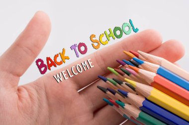 Eğitim, öğretim ve öğrenme kavramı olarak okul ifadelerine geri dön