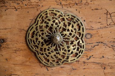 Metallere uygulanan Osmanlı sanat örnekleri