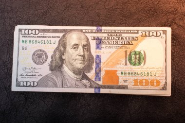 Amerikan Doları Nakit Para. Yüz Dolarlık Banknotlar.