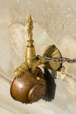 Türk Osmanlı tarzı antik çeşme musluk suyu