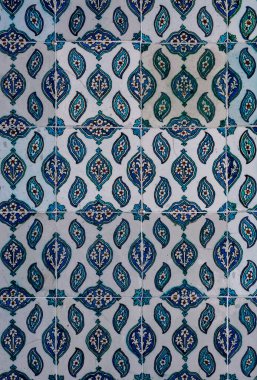 Osmanlı el yapımı çiçek desenli Türk fayansları