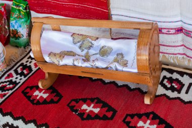 Doğu yakasının ahşap beşiği görünüşte