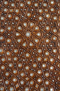 İnci kaküllerin Anası 'nın sanat örneği