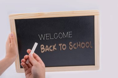 Eğitim, öğretim ve öğrenme kavramı olarak okul ifadelerine geri dön