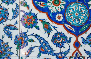 Osmanlı el yapımı çiçek desenli Türk fayansları