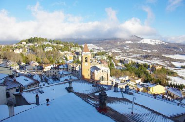 Rivisondoli (AQ) - Karlı dağ köyü - Abruzzo - İtalya