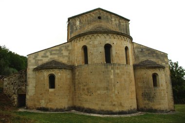 San Liberatore a Maiella Manastırı dış apsidal kısmı - Serramonacesca - Abruzzo