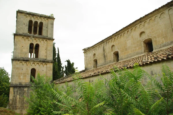 Majestic Bell Tower Abbey San Liberatore Maiella Serramonacesca Abruzzo — Stockfoto