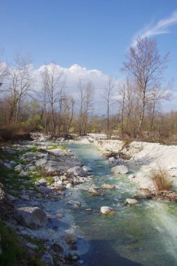 Scafa - Abruzzo Lavino nehrinin sülfürik suları