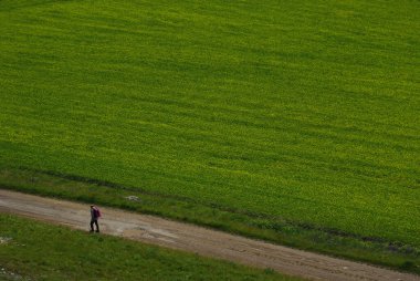 Castelluccio di Norcia - Ruhu ve bedeni canlandırmak için doğada yürümek