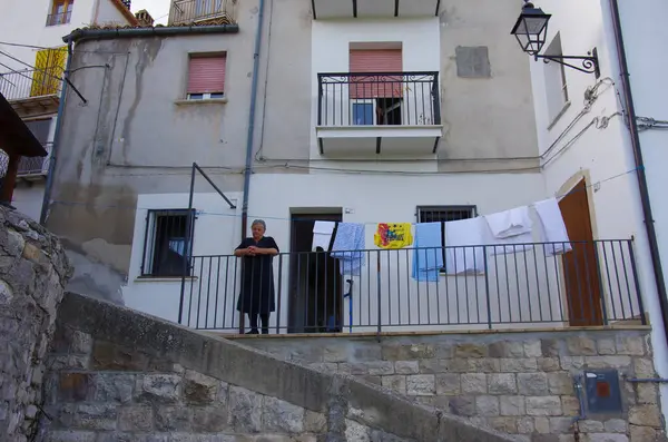 Civitacampomarano, Molise Biferno nehri vadisine hükmediyor ve en çok kasabanın ve sokak festivalinin sembolü olan Angevin şatosuyla tanınıyor..