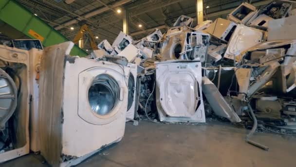 Máquinas Lavar Descartadas Uma Unidade Ferro Velho — Vídeo de Stock