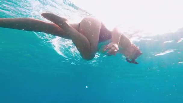 Girl Engaging Snorkeling Swimming Water Woman Swimming Suit Freediving Depth — Stock Video